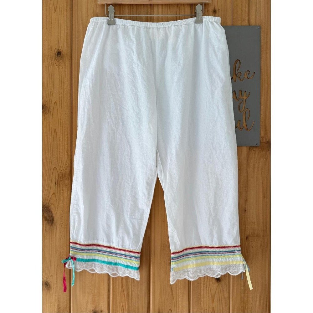 Vintage STUDIO by Valerie Stevens Cotton Capri Pant in White Size Large